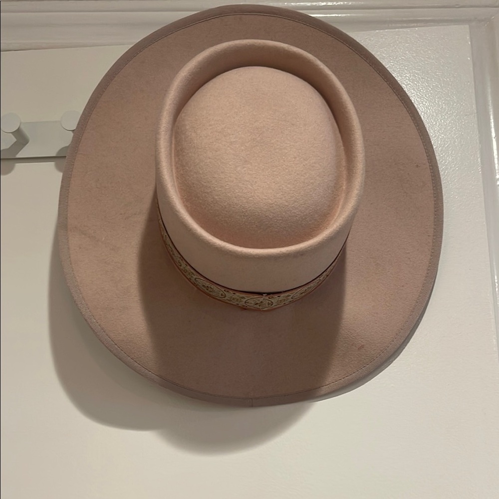 Tan Wide-Brim Fedora Hat with Classic Design